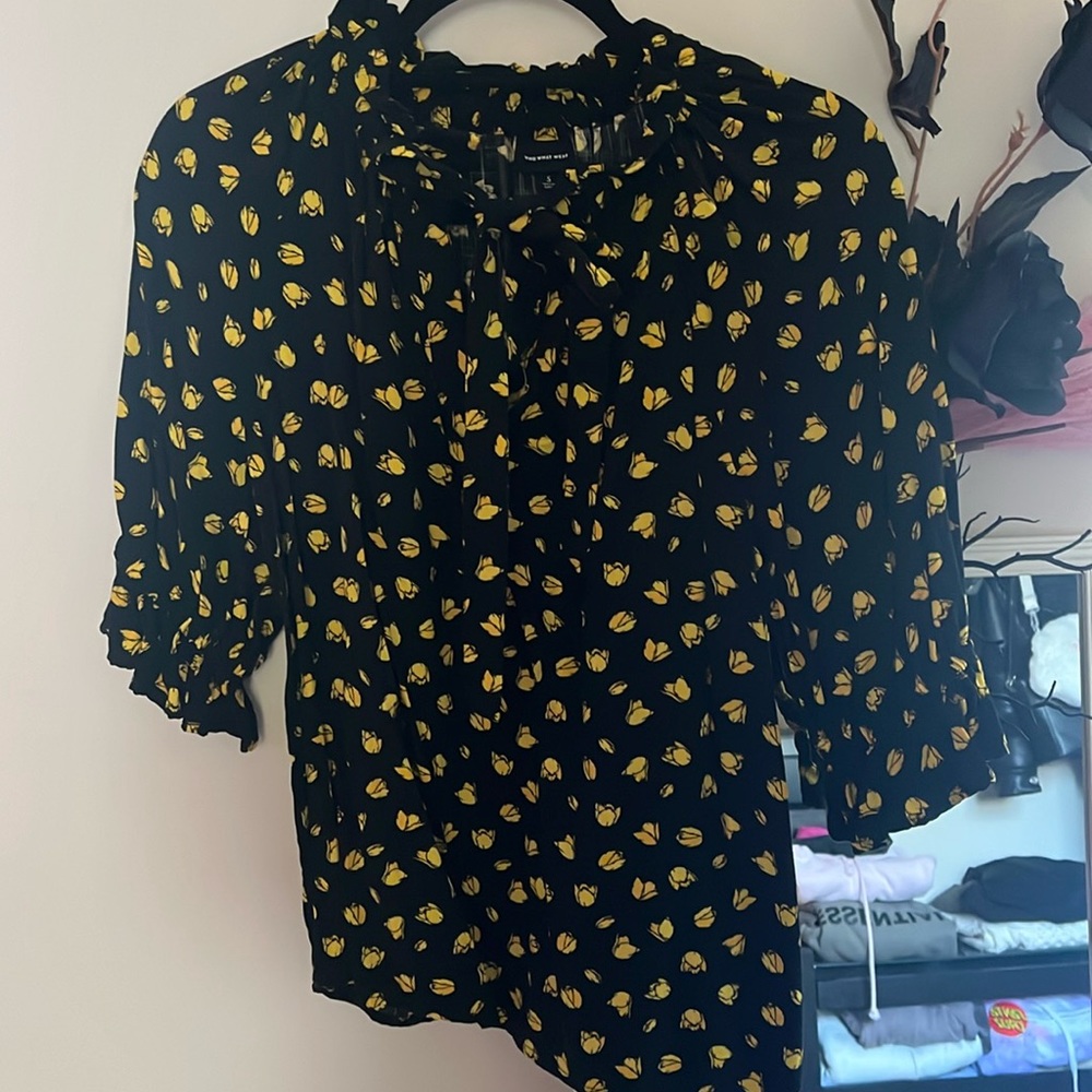 WHO WHAT WEAR tie front blouse